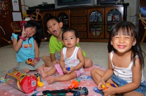 (L-R) Charlotte, Darrell, Jason & Julia